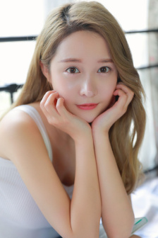 韩国朋友的妻子